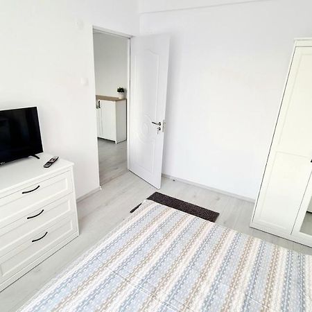 Belle Apartments - Central Pitesti Luaran gambar
