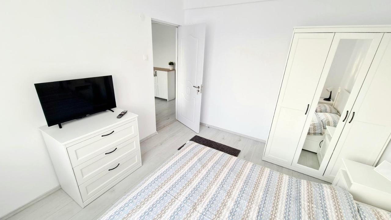 Belle Apartments - Central Pitesti Luaran gambar