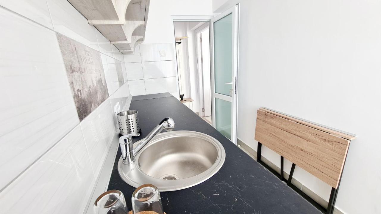 Belle Apartments - Central Pitesti Luaran gambar